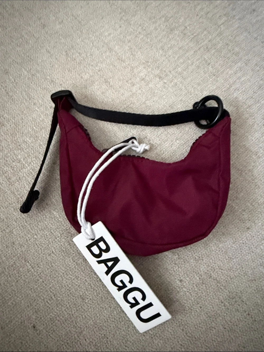 BAGGU Crescent Bag Charm - Oxblood